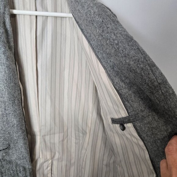 GAP Women's Size 10 Wool Blend Lined Gray Button Blazer Jacket - Picture 8 of 11